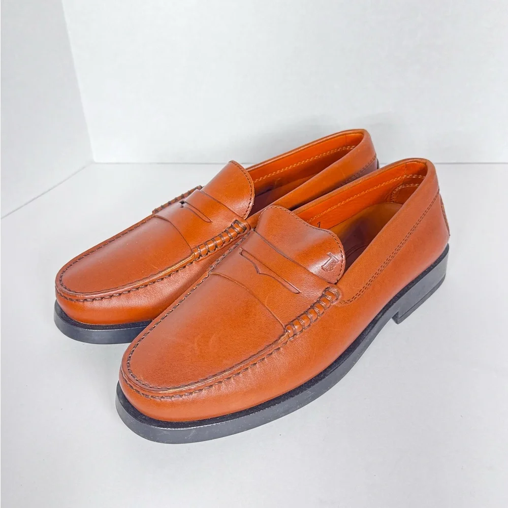 Tod's Tan Leather Slip-On Penny Loafers Mens Size 7 New without box